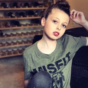 Meet your Posher, Abby